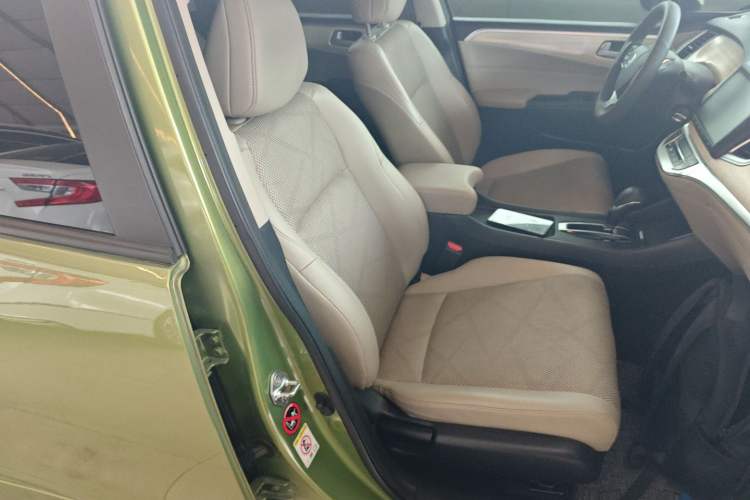 Used Honda Jade 2016 1.8L Automatic Comfort Version 5 Seats Right Front Seat