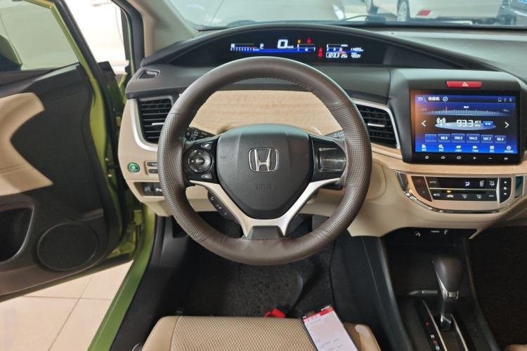 Used Honda Jade 2016 1.8L Automatic Comfort Version 5 Seats Steering Wheel