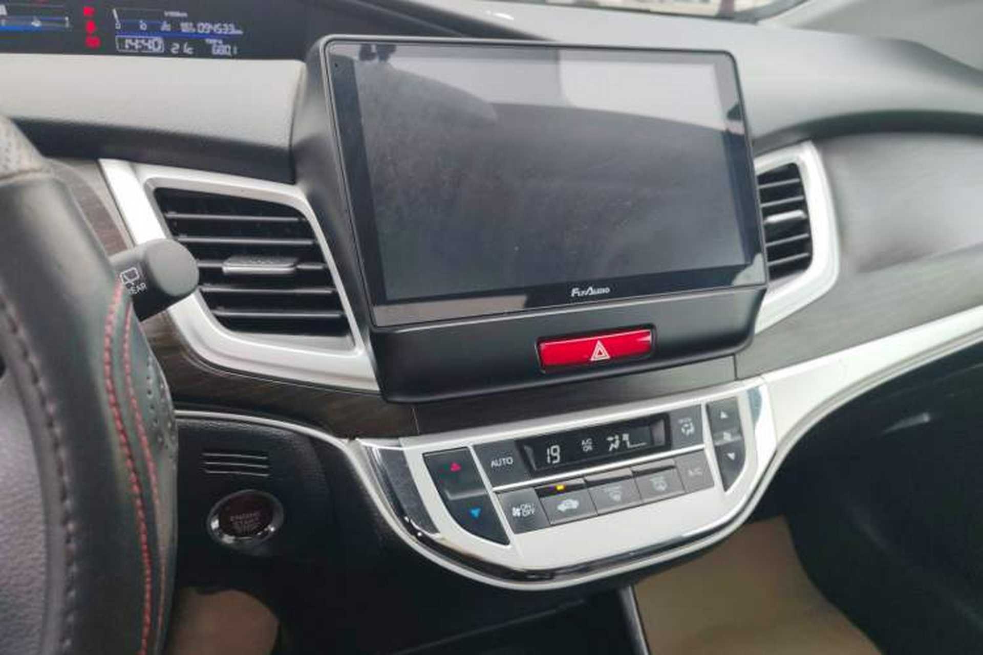 Used Honda Jade 2016 1.8L Automatic Comfort Elite Version 5 Seats Audio And AC Panel