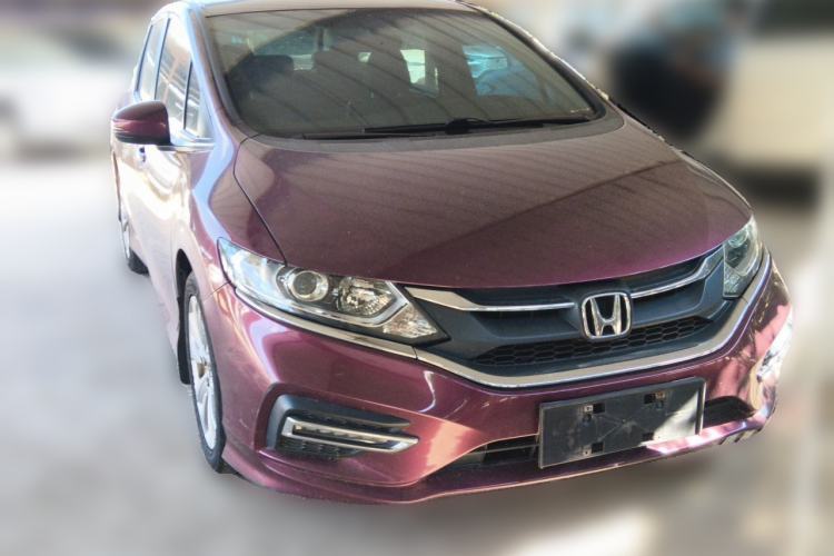 Used Honda Jade 2016 1.8L Automatic Comfort Elite Version 5 Seats Front Right 45 Deg