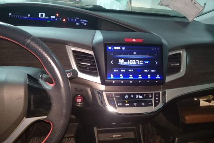 Used Honda Jade 2016 1.8L Automatic Comfort Elite Version 5 Seats Audio And AC Panel