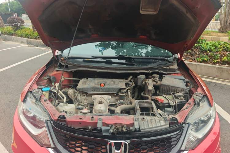 Used Honda Jade 2016 1.8L Automatic Comfort Elite Version 5 Seats Engine Bay