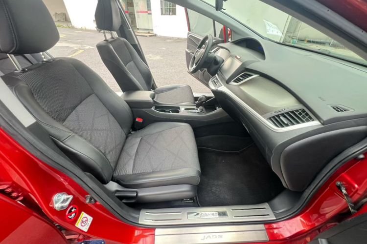 Used Honda Jade 2016 1.8L Automatic Comfort Elite Version 5 Seats Exterior 3