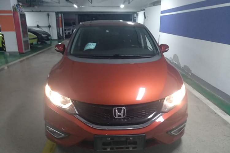 Used Honda Jade 2016 1.8L Automatic Comfort Elite Version 5 Seats Front