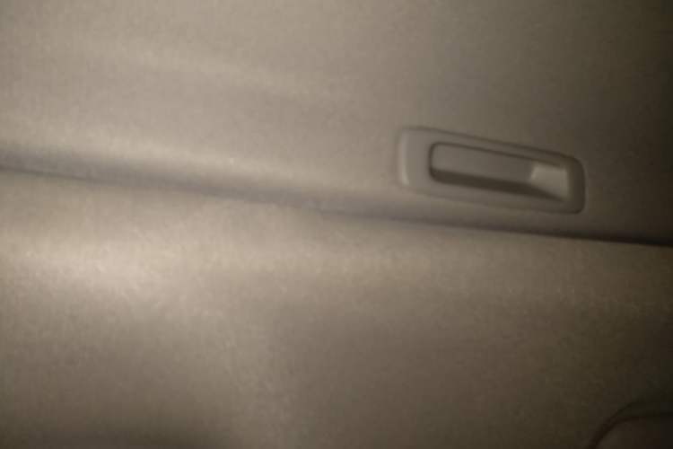 Used Honda Jade 2016 1.8L Automatic Comfort Elite Version 5 Seats Headliner