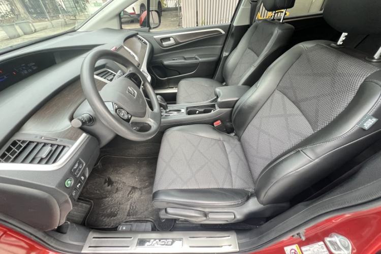 Used Honda Jade 2016 1.8L Automatic Comfort Elite Version 5 Seats Interior 3