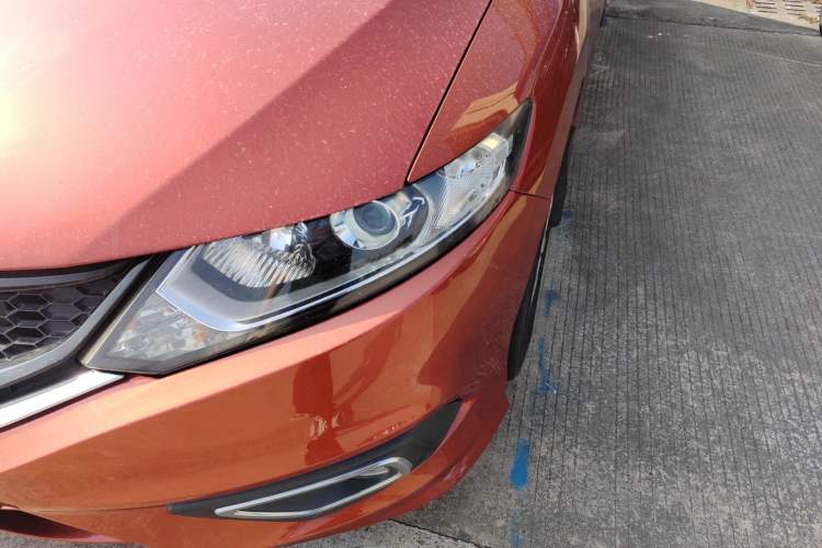 Used Honda Jade 2016 1.8L Automatic Comfort Elite Version 5 Seats Left Front Headlight
