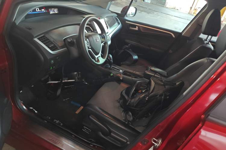 Used Honda Jade 2016 1.8L Automatic Comfort Elite Version 5 Seats Left Front Seat