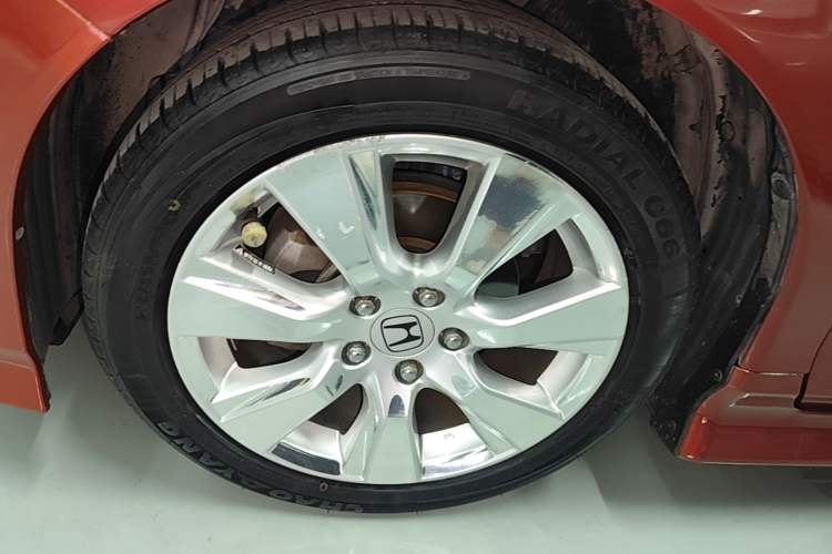 Used Honda Jade 2016 1.8L Automatic Comfort Elite Version 5 Seats Left Front Wheel Hub