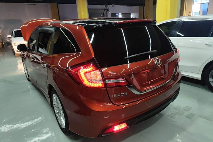 Used Honda Jade 2016 1.8L Automatic Comfort Elite Version 5 Seats Rear Left 45 Deg
