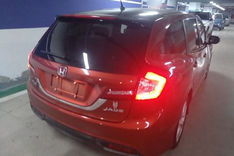 Used Honda Jade 2016 1.8L Automatic Comfort Elite Version 5 Seats Rear Right 45 Deg