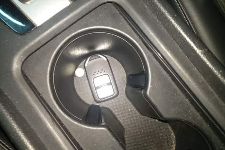 Used Honda Jade 2016 1.8L Automatic Comfort Elite Version 5 Seats Vehicle Key