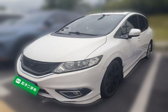Ojetý Honda Jade 2016 1.8L Automatic Comfort Elite Version 5 Seats