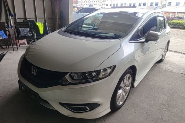 Used Honda Jade 2016 1.8L Automatic Comfort Elite Version 5 Seats