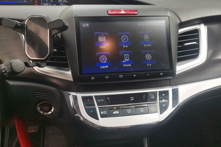 Used Honda Jade 2016 1.8L Automatic Comfort Elite Version 5 Seats Audio And AC Panel