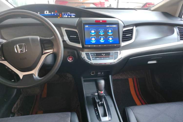 Used Honda Jade 2016 1.8L Automatic Comfort Elite Version 5 Seats Audio And AC Panel