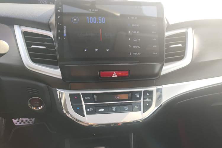 Used Honda Jade 2016 1.8L Automatic Comfort Elite Version 5 Seats Audio And AC Panel