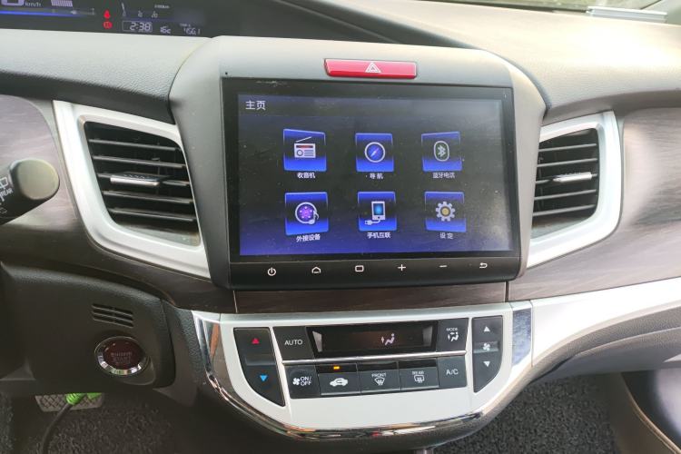 Used Honda Jade 2016 1.8L Automatic Comfort Elite Version 5 Seats Audio And AC Panel