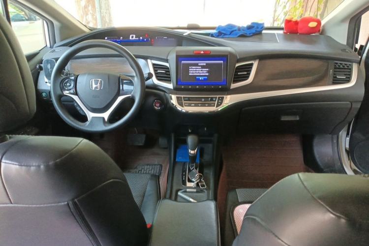 Used Honda Jade 2016 1.8L Automatic Comfort Elite Version 5 Seats Center Console