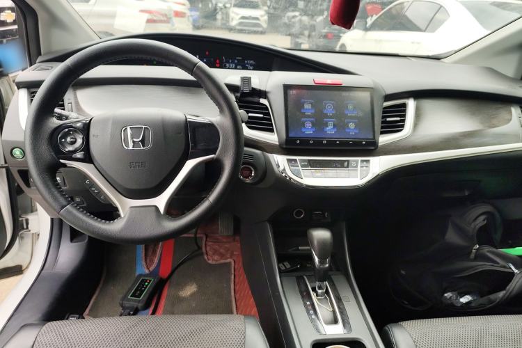 Used Honda Jade 2016 1.8L Automatic Comfort Elite Version 5 Seats Center Console