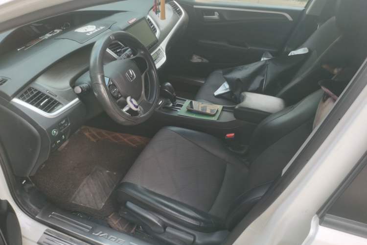 Used Honda Jade 2016 1.8L Automatic Comfort Elite Version 5 Seats Driver Seat