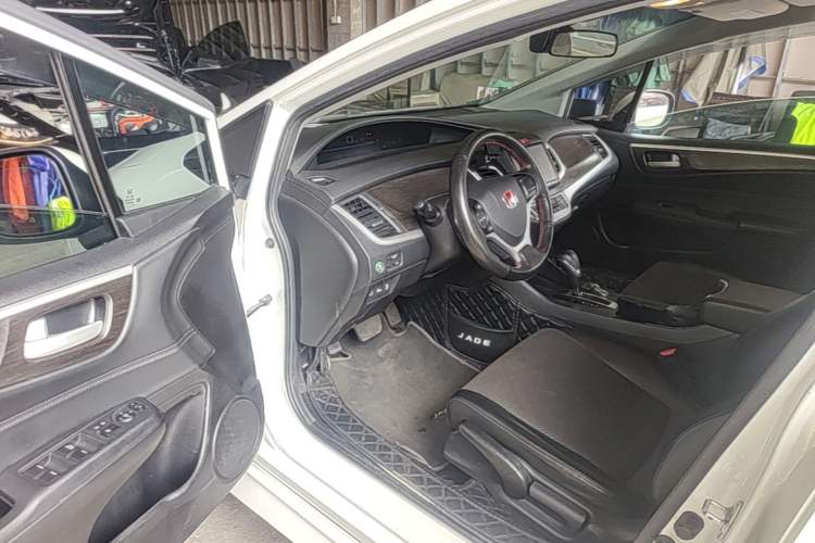 Used Honda Jade 2016 1.8L Automatic Comfort Elite Version 5 Seats Driver Seat
