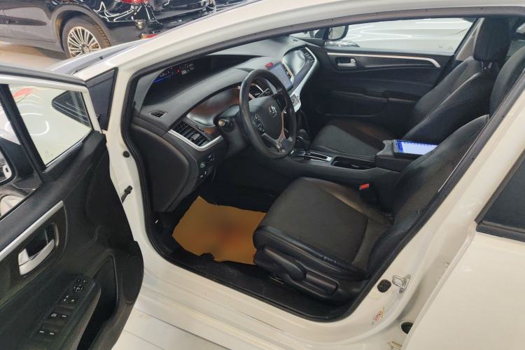 Used Honda Jade 2016 1.8L Automatic Comfort Elite Version 5 Seats Driver Seat