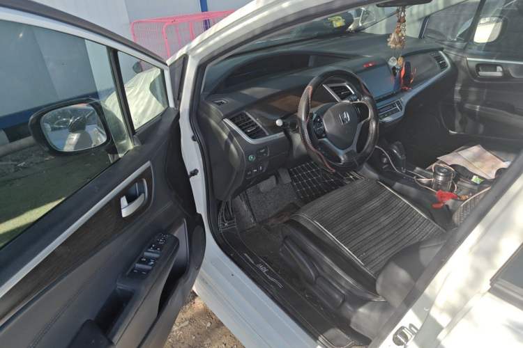 Used Honda Jade 2016 1.8L Automatic Comfort Elite Version 5 Seats Driver Seat