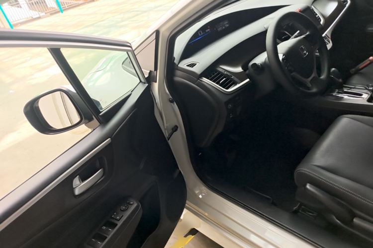 Used Honda Jade 2016 1.8L Automatic Comfort Version 5 Seats Driver Seat