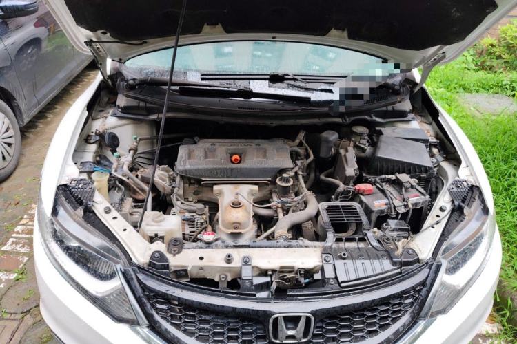 Used Honda Jade 2016 1.8L Automatic Comfort Elite Version 5 Seats Engine Bay