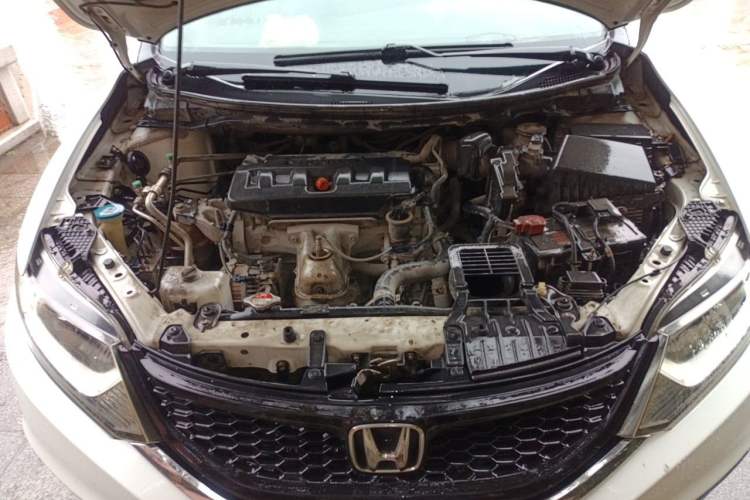 Used Honda Jade 2016 1.8L Automatic Comfort Elite Version 5 Seats Engine Bay