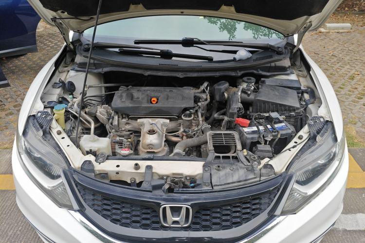 Used Honda Jade 2016 1.8L Automatic Comfort Version 5 Seats Engine Bay