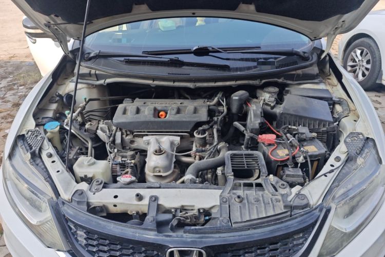 Used Honda Jade 2016 1.8L Automatic Comfort Elite Version 5 Seats Engine Bay