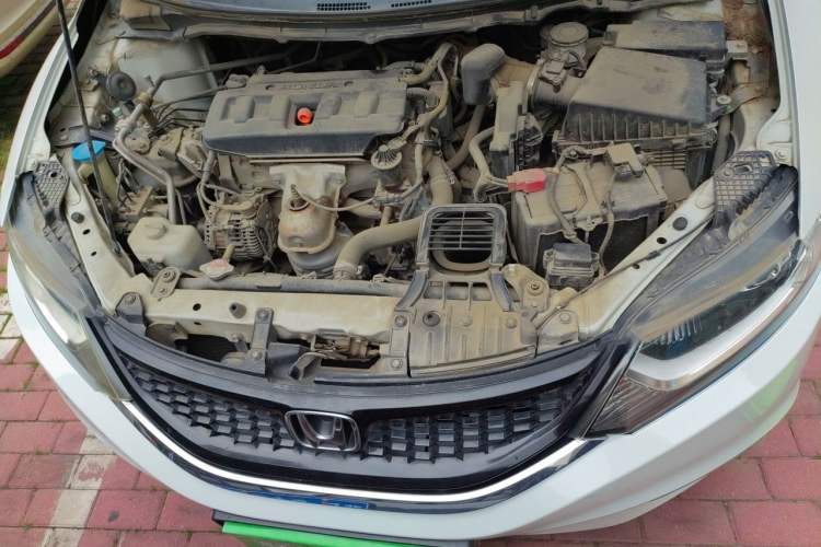 Used Honda Jade 2016 1.8L Automatic Comfort Elite Version 5 Seats Engine Bay