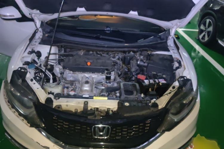 Used Honda Jade 2016 1.8L Automatic Comfort Elite Version 5 Seats Engine Bay