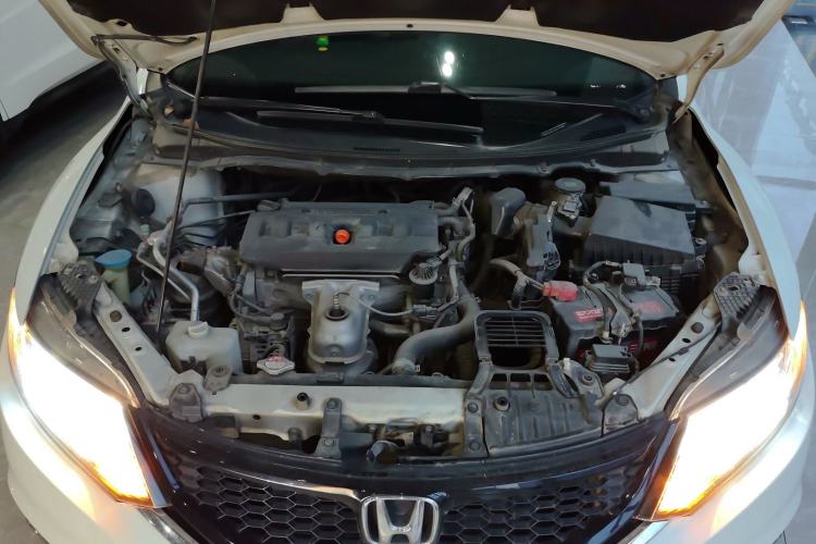 Used Honda Jade 2016 1.8L Automatic Comfort Elite Version 5 Seats Engine Bay