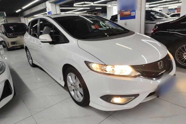 Used Honda Jade 2016 1.8L Automatic Comfort Elite Version 5 Seats Exterior 1