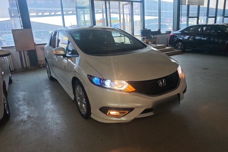 Used Honda Jade 2016 1.8L Automatic Comfort Elite Version 5 Seats Exterior 1
