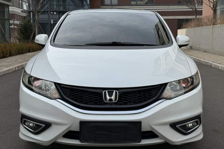 Used Honda Jade 2016 1.8L Automatic Comfort Elite Version 5 Seats Exterior 1