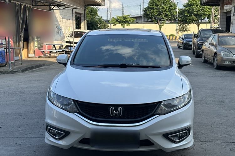 Used Honda Jade 2016 1.8L Automatic Comfort Elite Version 5 Seats Exterior 1