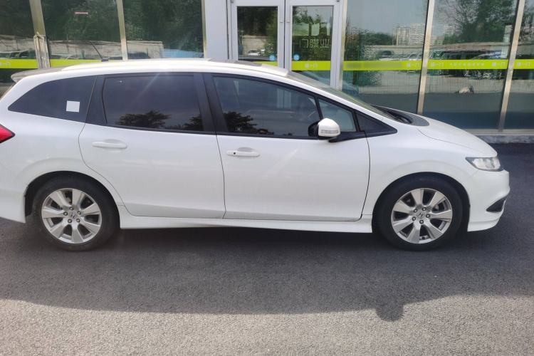 Used Honda Jade 2016 1.8L Automatic Comfort Elite Version 5 Seats Exterior 2