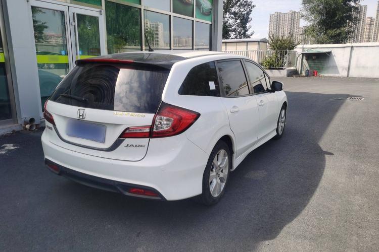 Used Honda Jade 2016 1.8L Automatic Comfort Elite Version 5 Seats Exterior 3