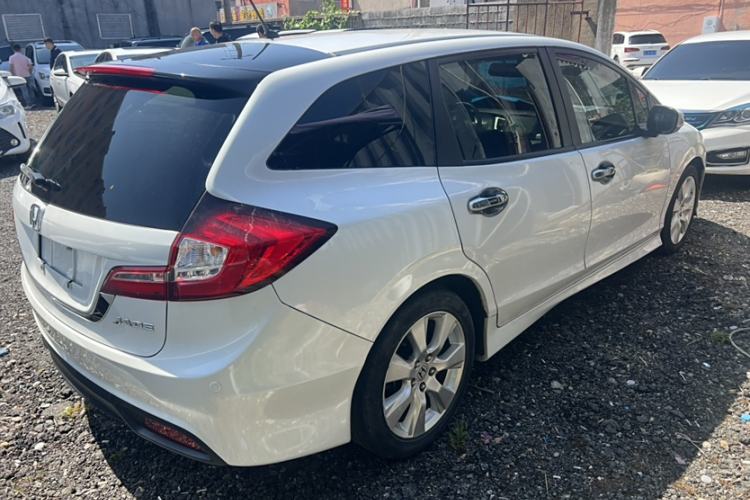 Used Honda Jade 2016 1.8L Automatic Comfort Elite Version 5 Seats Exterior 3