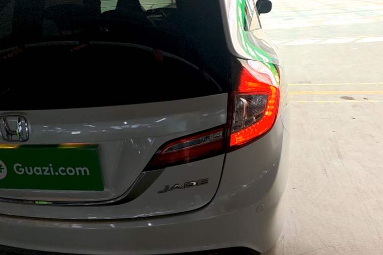 Used Honda Jade 2016 1.8L Automatic Comfort Version 5 Seats Exterior 3