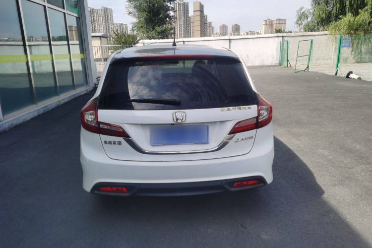 Used Honda Jade 2016 1.8L Automatic Comfort Elite Version 5 Seats Exterior 4