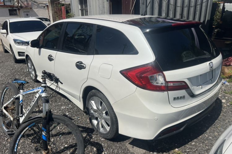 Used Honda Jade 2016 1.8L Automatic Comfort Elite Version 5 Seats Exterior 4
