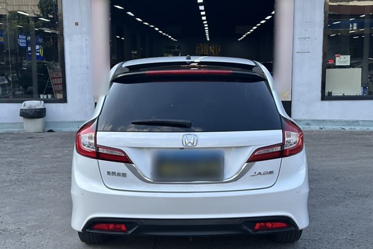 Used Honda Jade 2016 1.8L Automatic Comfort Elite Version 5 Seats Exterior 4