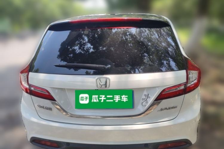Used Honda Jade 2016 1.8L Automatic Comfort Elite Version 5 Seats Exterior 4