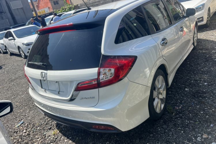 Used Honda Jade 2016 1.8L Automatic Comfort Elite Version 5 Seats Exterior 5