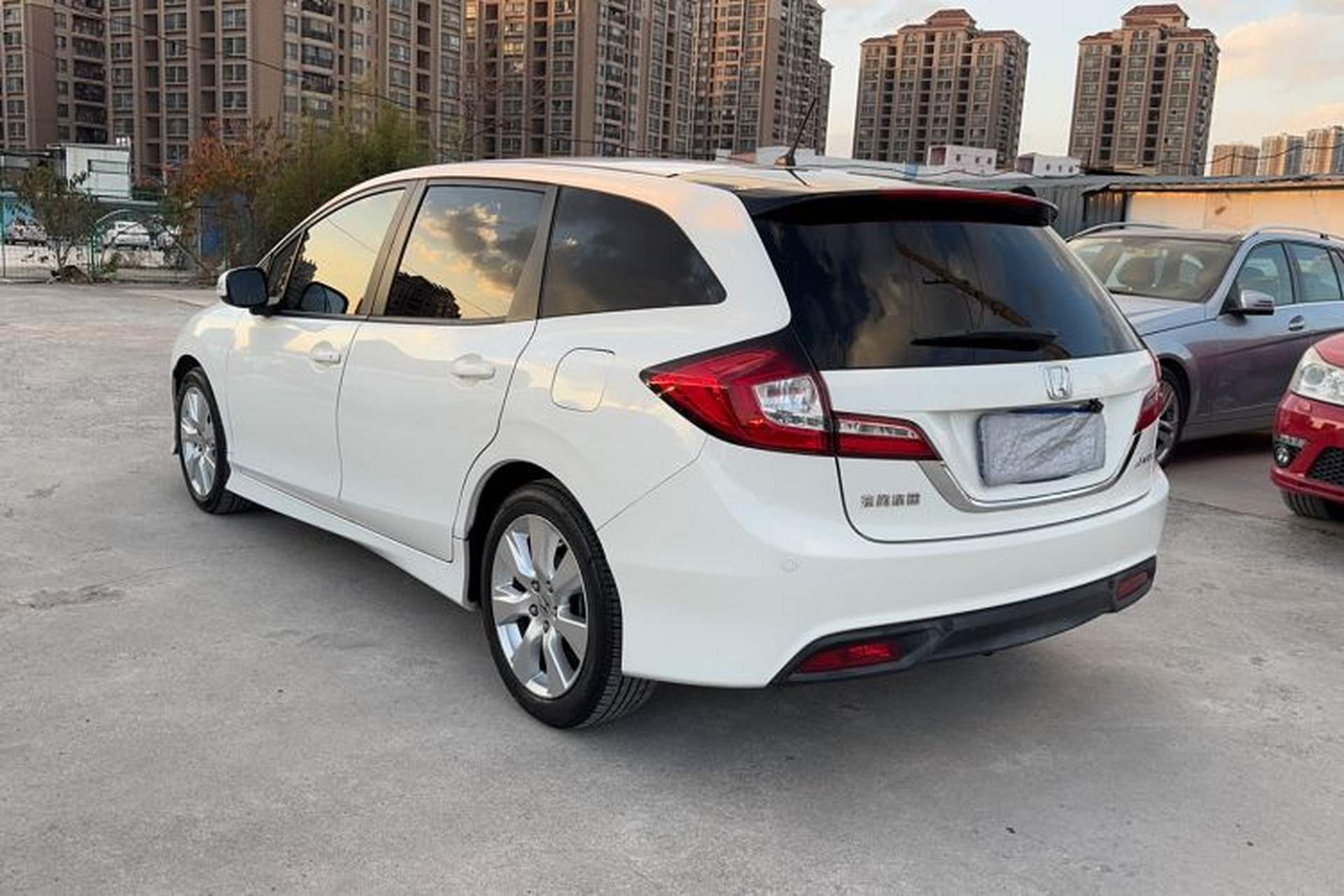 Used Honda Jade 2016 1.8L Automatic Comfort Version 5 Seats Exterior 5